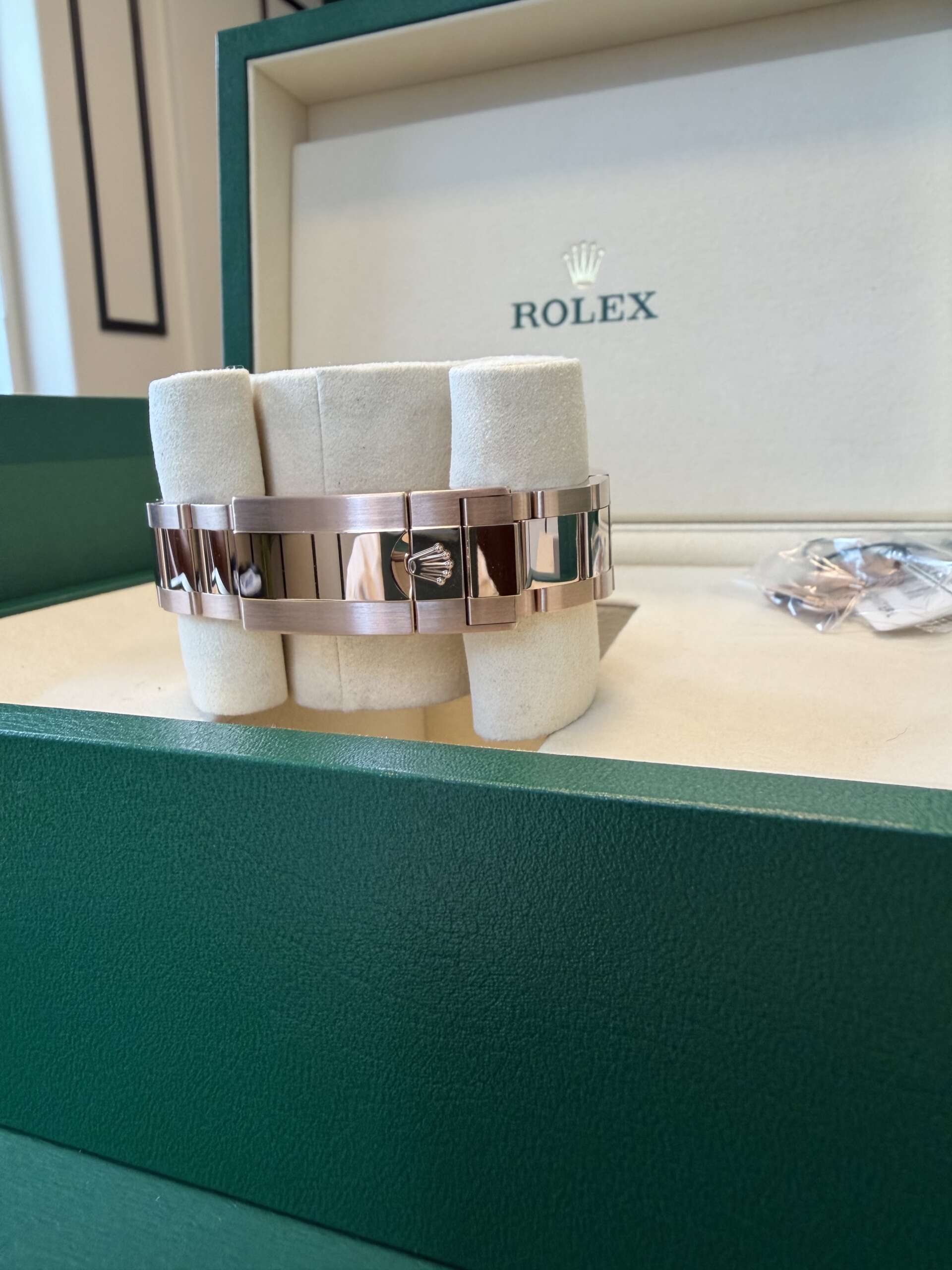 Rolex Daytona Le Mans - Image 3